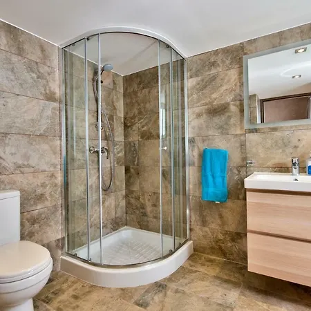 Luxuryvillasmalta - Carob Hills 5-bedroom Villa
